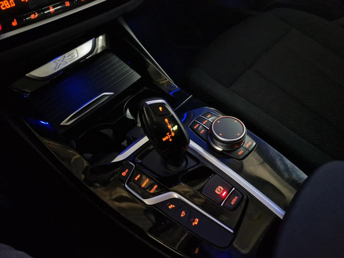 BMW X3 x-DRIVE 20d AT MHEV ATVANTAGE 190 CP 2021