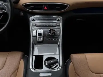 Santa Fe A T 1.6 Prime Plug-In Hybrid 4WD