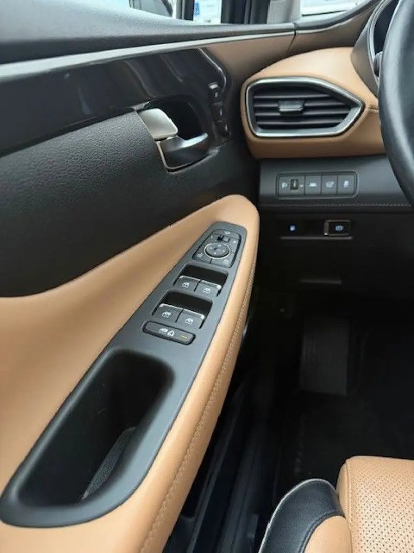 Santa Fe A T 1.6 Prime Plug-In Hybrid 4WD