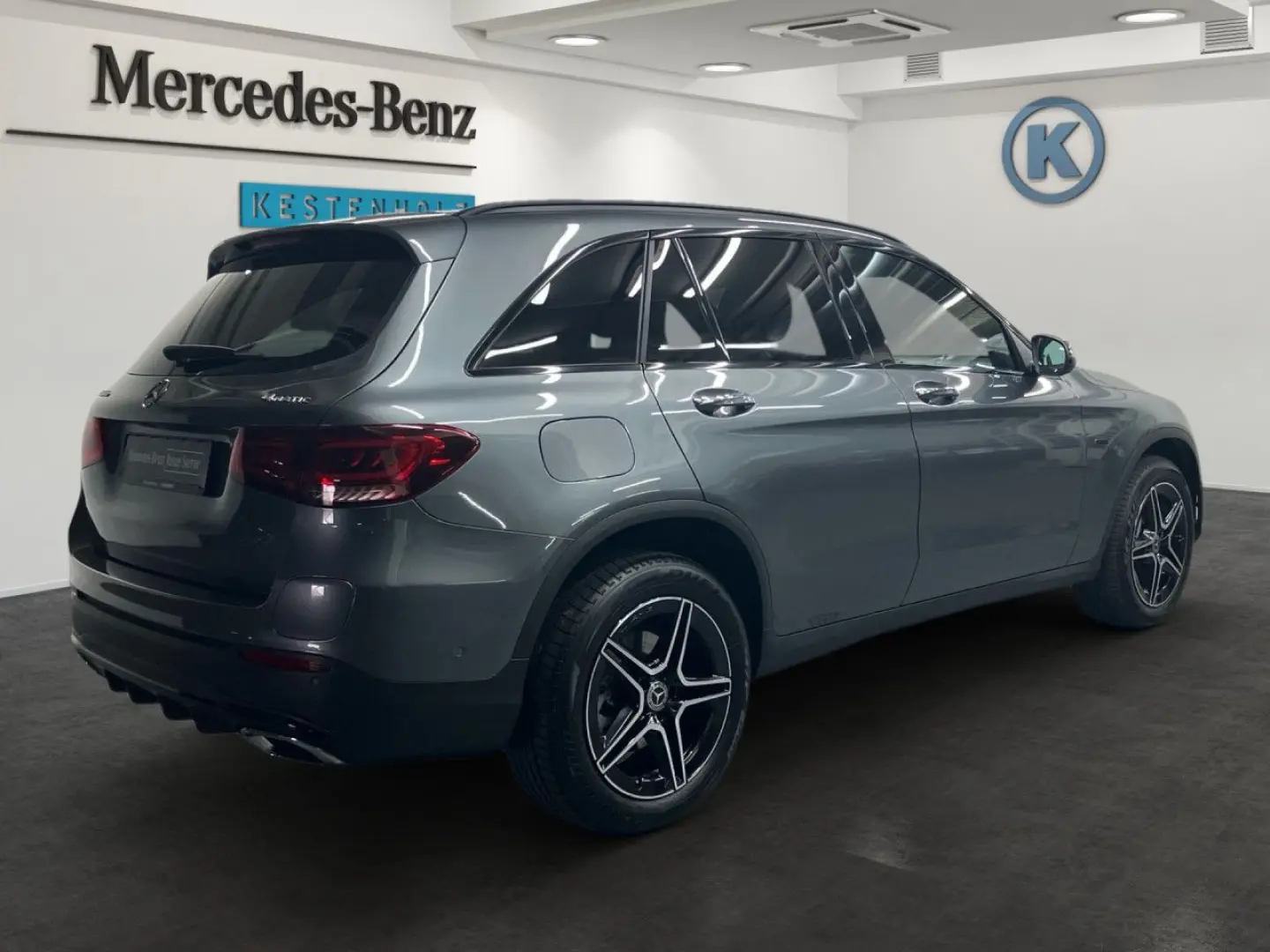 GLC 300 e 4Matic AMG NIGHT MEMORY MULTIBEAM HUD