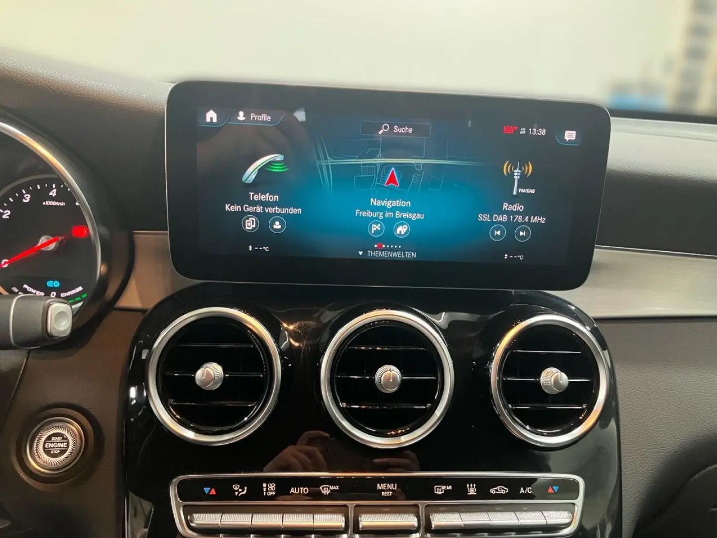 GLC 300 e 4Matic AMG NIGHT MEMORY MULTIBEAM HUD