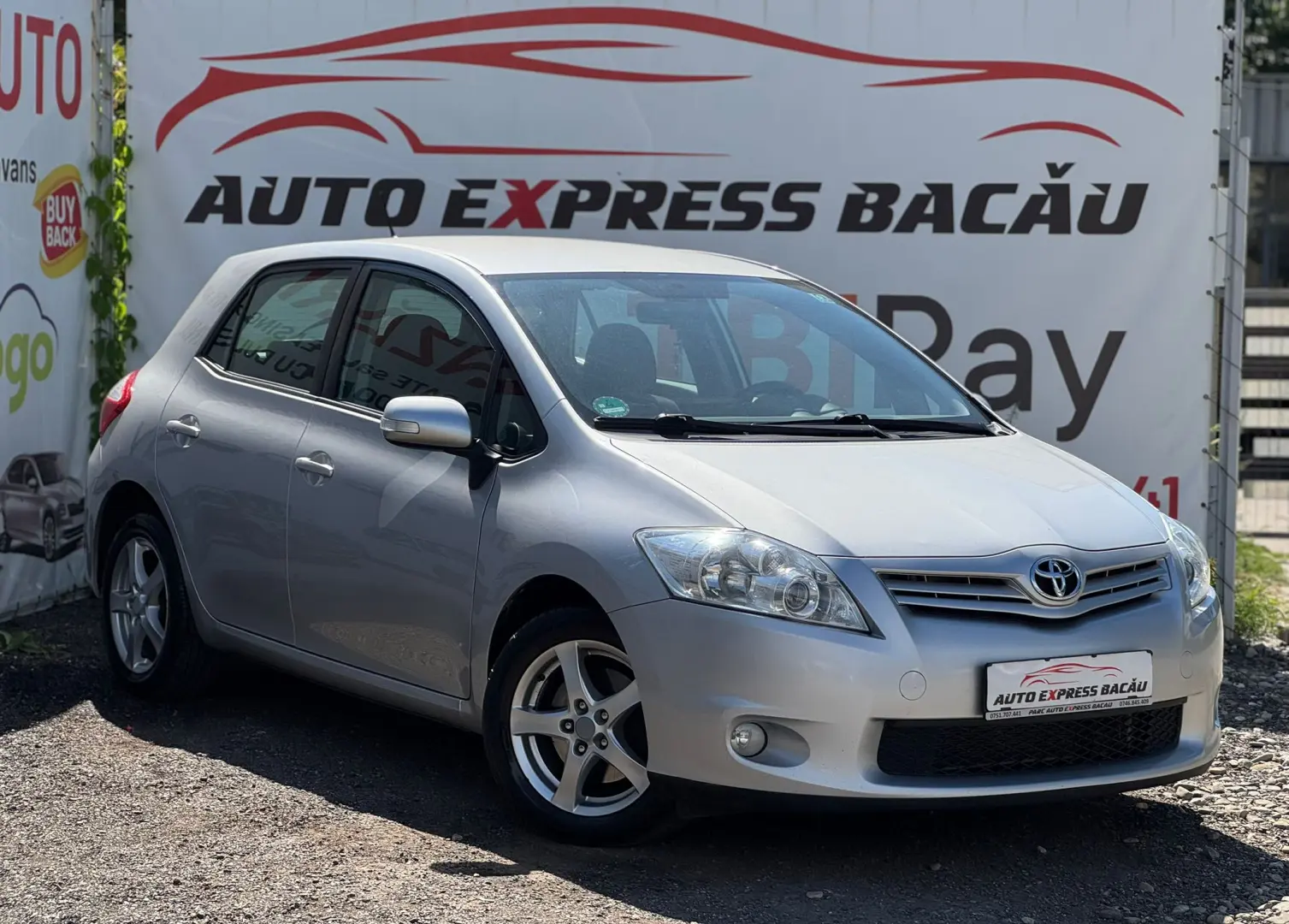 Toyota Auris 2.0 D-4D DPF Sol