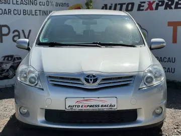 Toyota Auris 2.0 D-4D DPF Sol