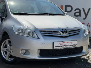 Toyota Auris 2.0 D-4D DPF Sol