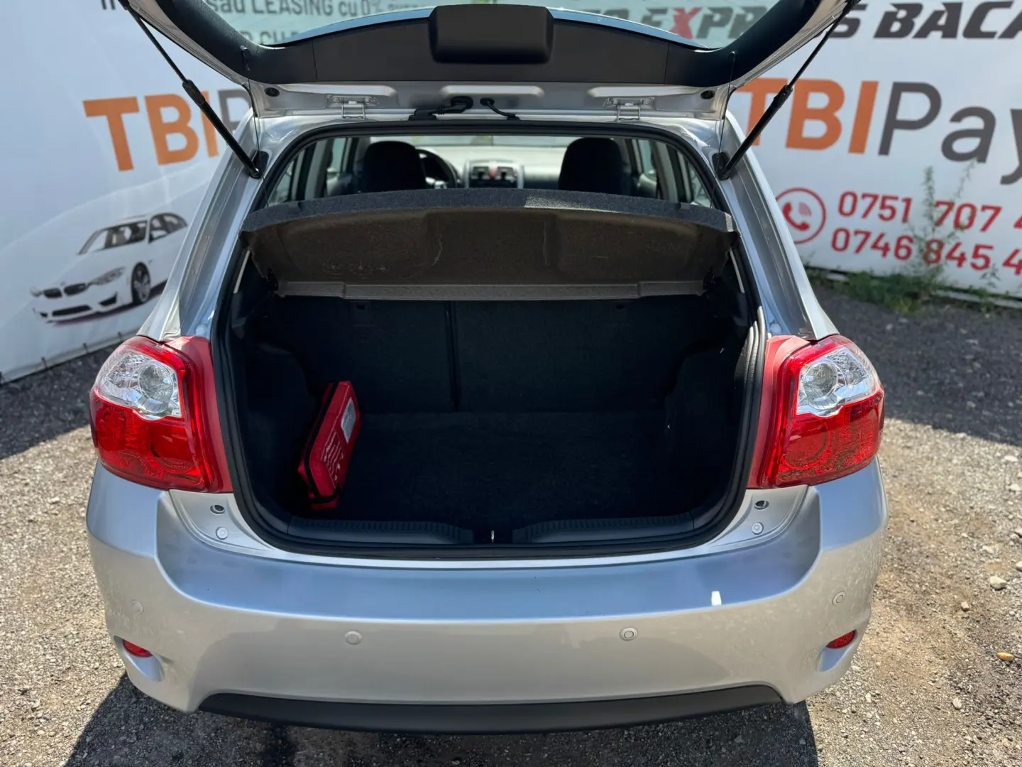 Toyota Auris 2.0 D-4D DPF Sol