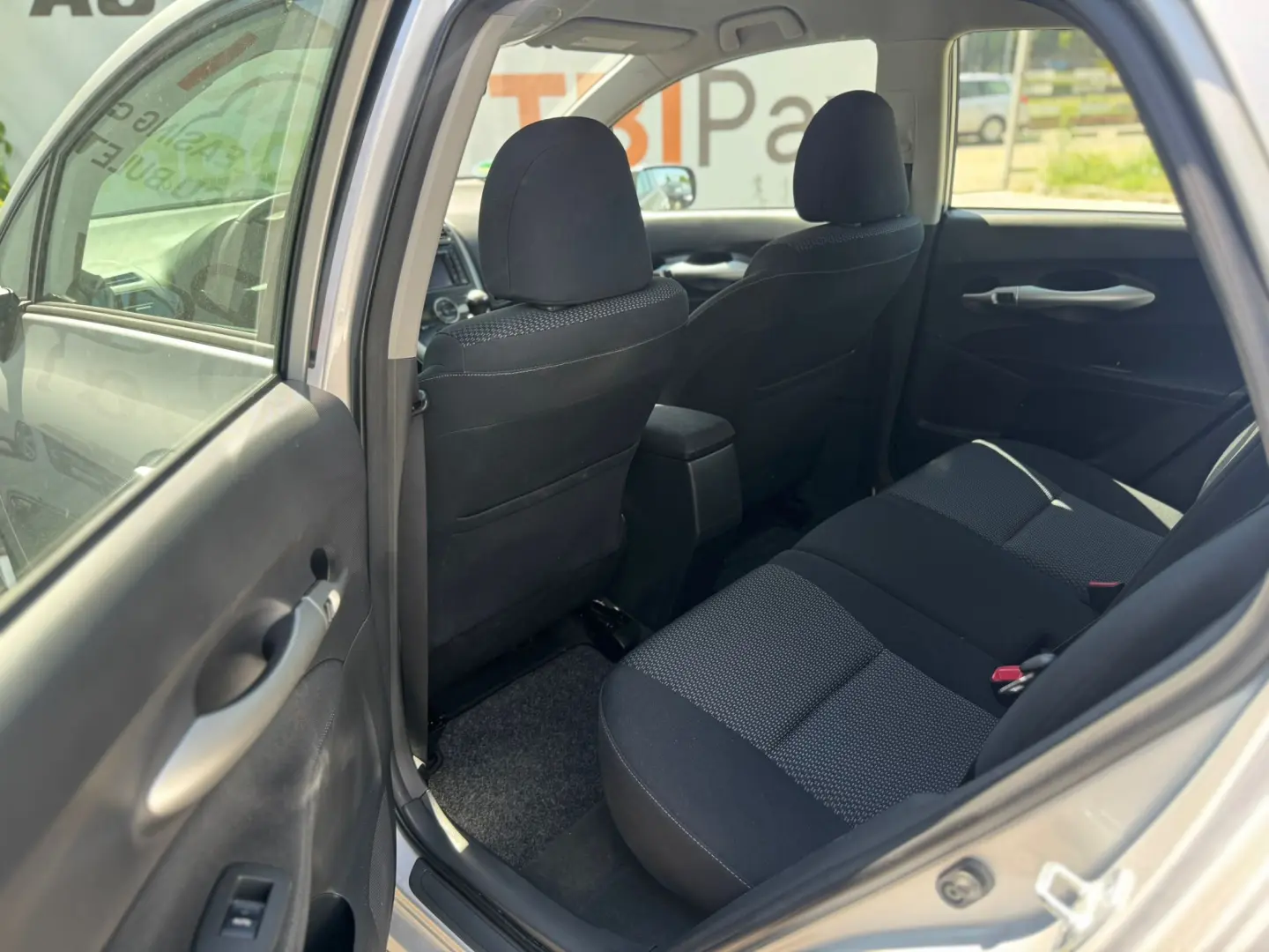 Toyota Auris 2.0 D-4D DPF Sol