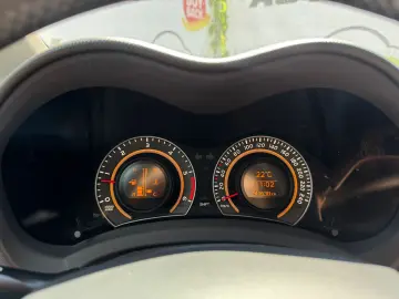 Toyota Auris 2.0 D-4D DPF Sol