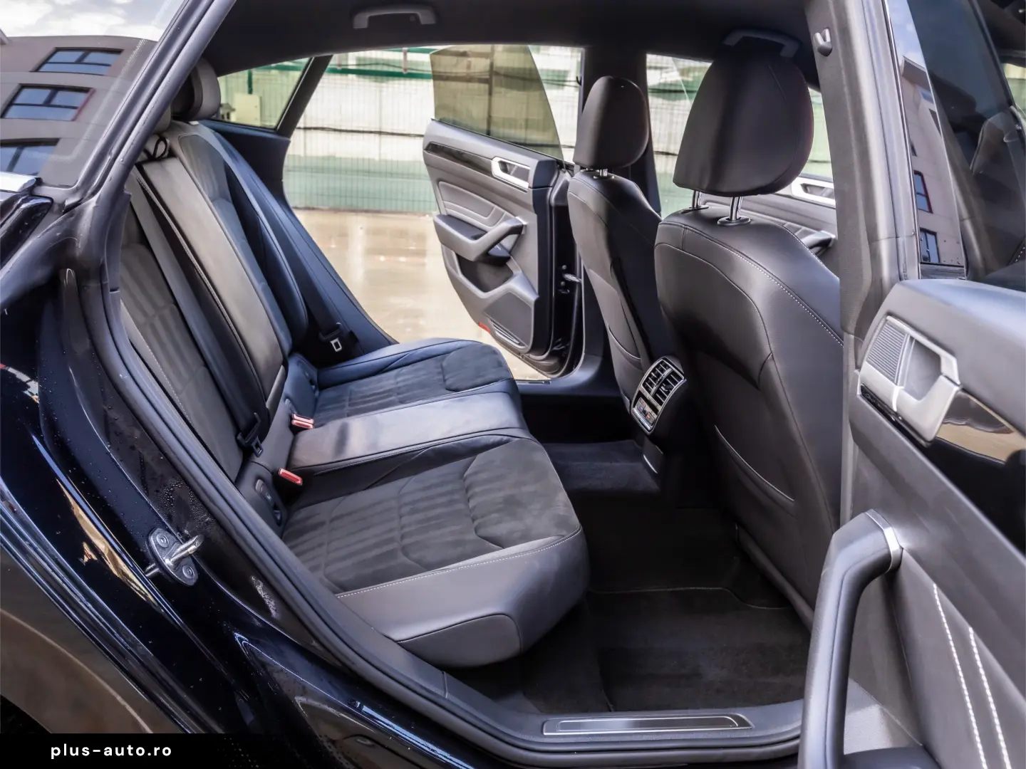 Volkswagen ARTEON 2.0 TDI 200CP R-Line DSG 4Motion