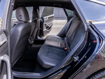 Volkswagen ARTEON 2.0 TDI 200CP R-Line DSG 4Motion