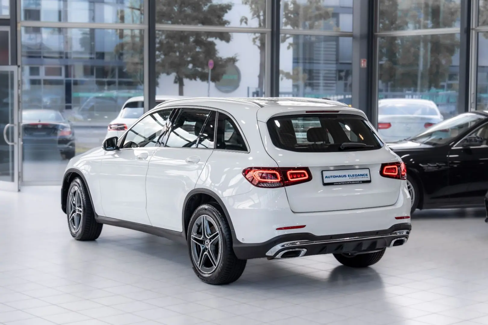 GLC 220 d 4M  AMG-LINE LEDER MULTIBEAM NAVI 1.HD