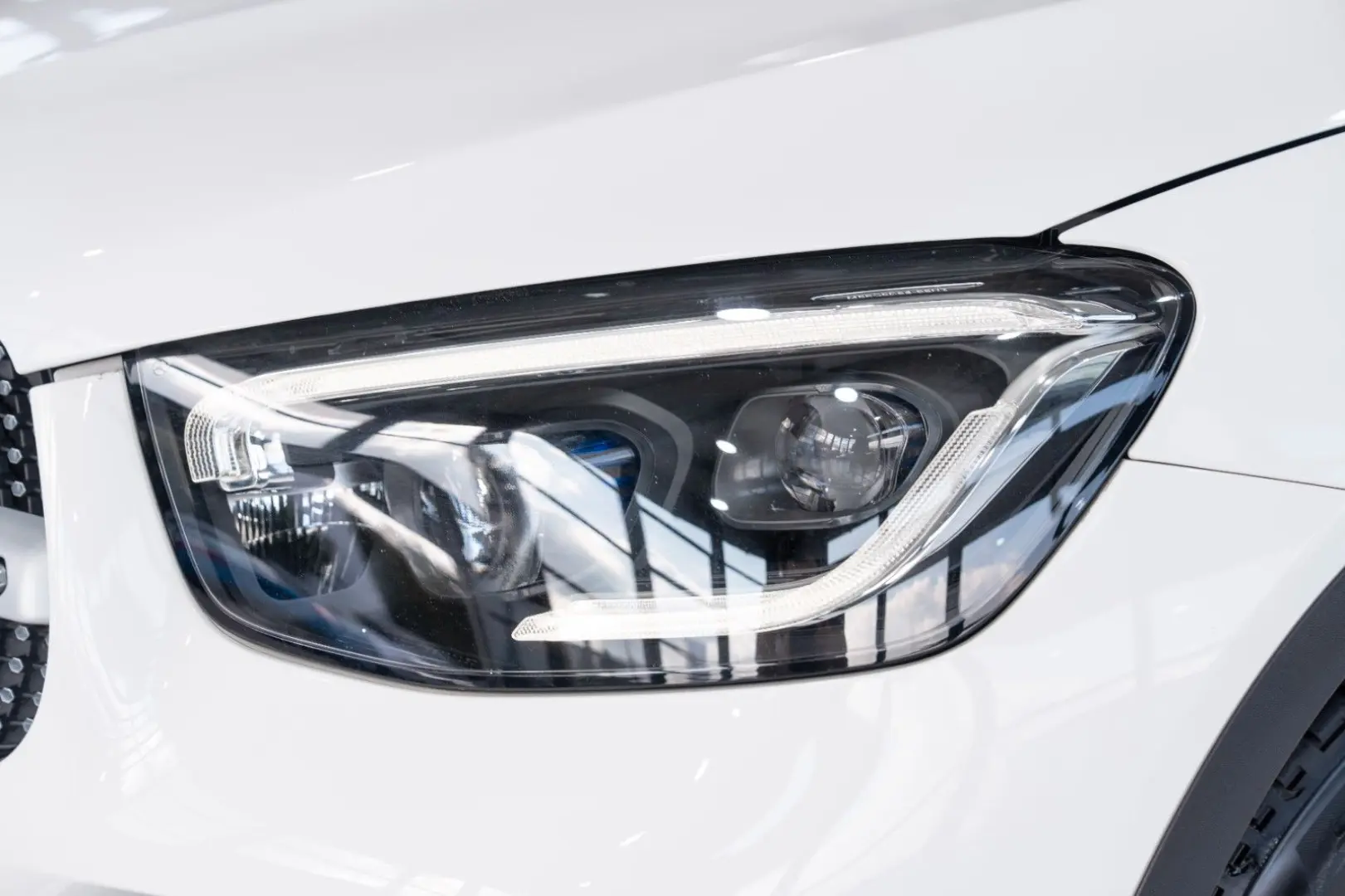 GLC 220 d 4M  AMG-LINE LEDER MULTIBEAM NAVI 1.HD