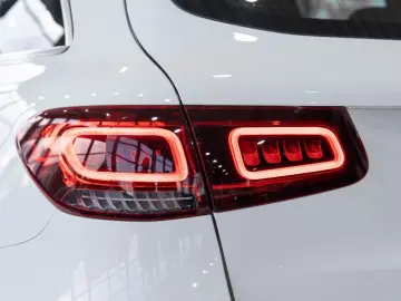 GLC 220 d 4M  AMG-LINE LEDER MULTIBEAM NAVI 1.HD