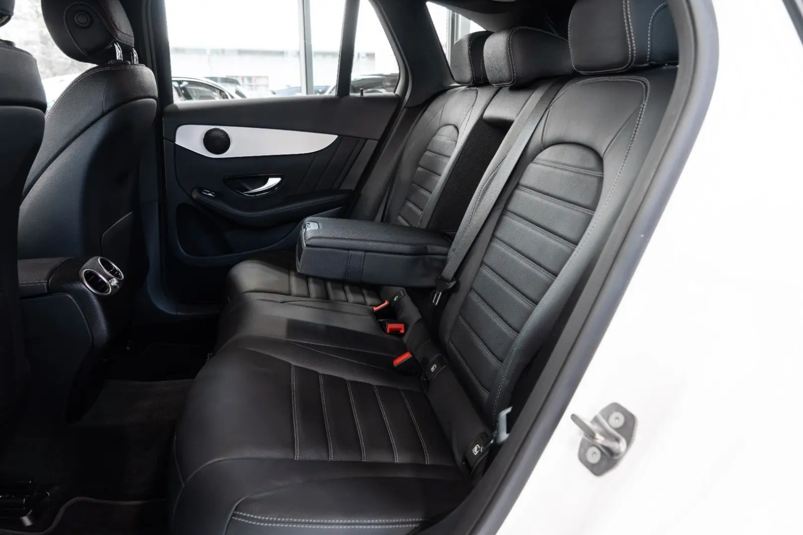 GLC 220 d 4M  AMG-LINE LEDER MULTIBEAM NAVI 1.HD