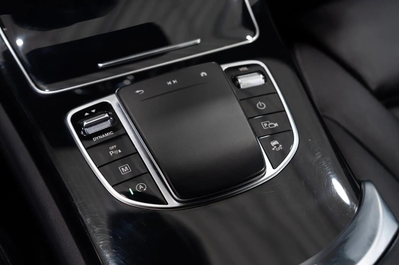 GLC 220 d 4M  AMG-LINE LEDER MULTIBEAM NAVI 1.HD