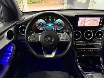 GLC 300 Coupe 4Matic AMG 360 KEYLESS AHK STANDHZ