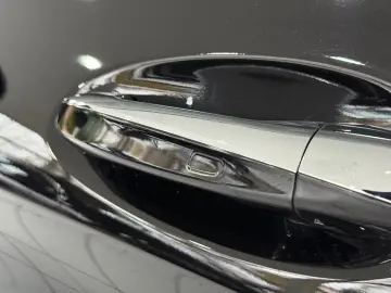 GLC 300 Coupe 4Matic AMG 360 KEYLESS AHK STANDHZ