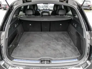 GLC 200 4M AMG AMBIENTE MBUX SHZ AHK DISTR KAM