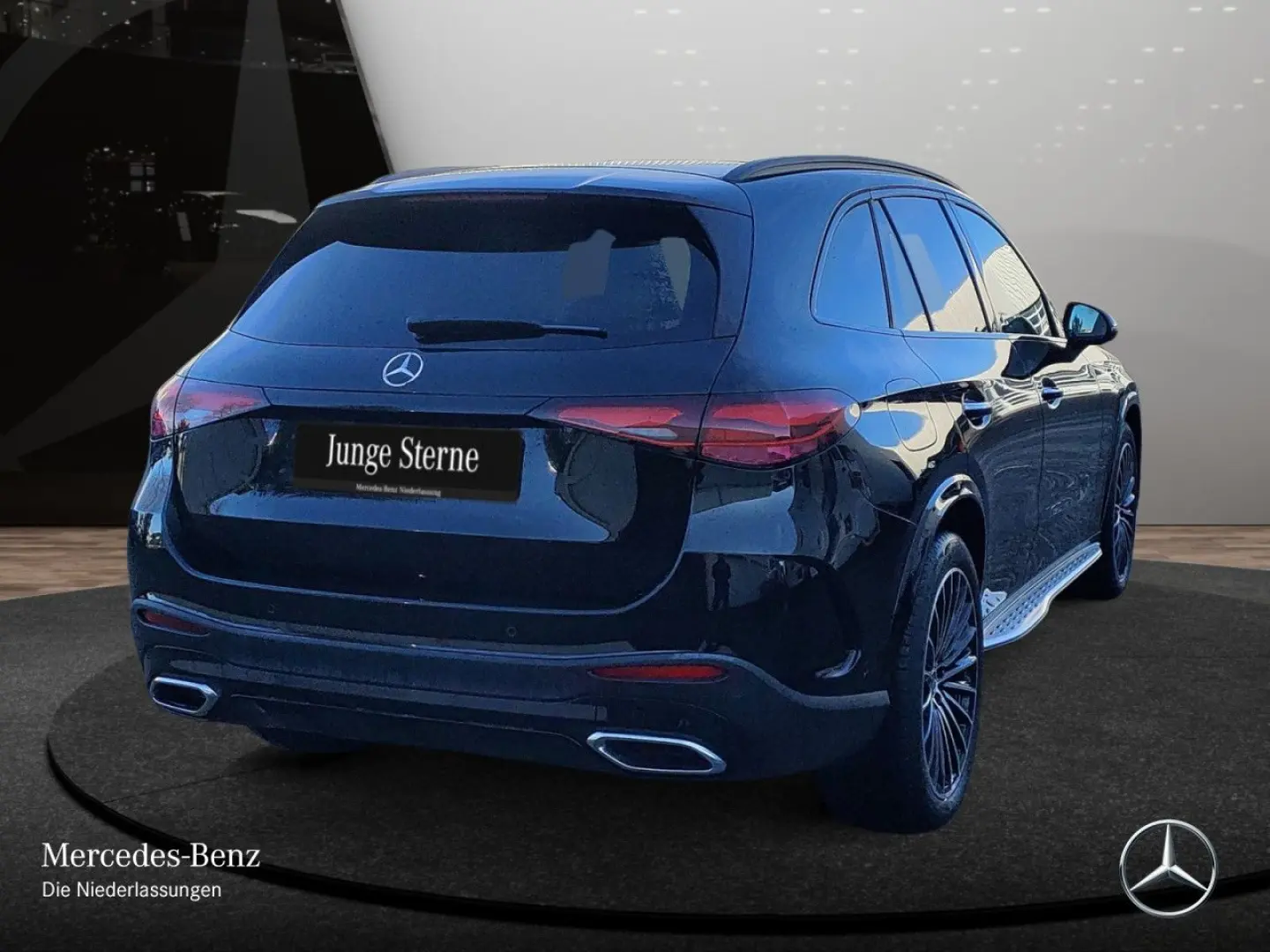 GLC 200 4M AMG PREM 20  PANO HUD NIGHT FAHRASS