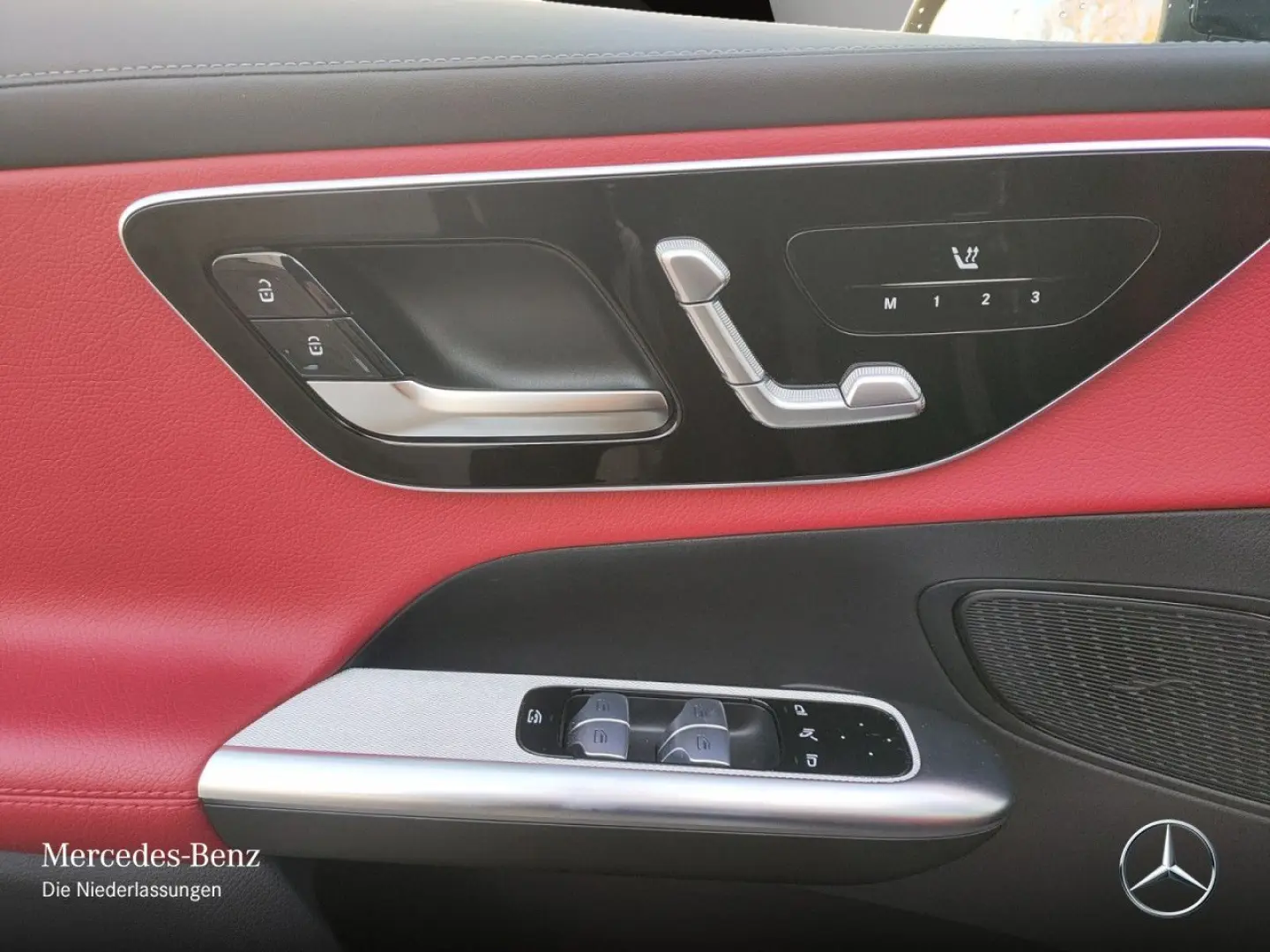 GLC 200 4M AMG PREM 20  PANO HUD NIGHT FAHRASS