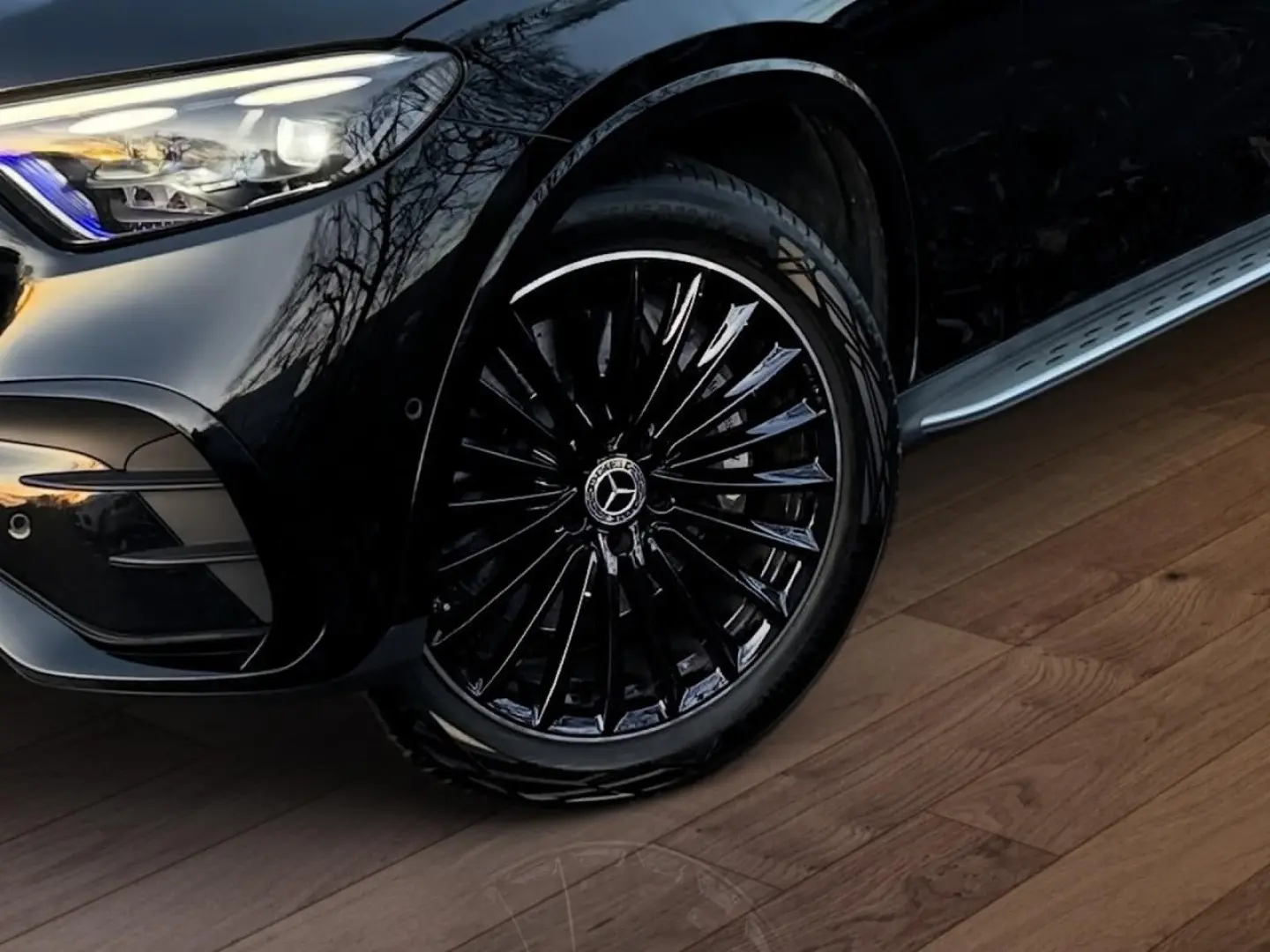 GLC 200 4M AMG NIGHT PANO HEADUP AHK BURMEST