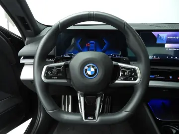 530 5 Serie Sedan 530e   M-Sportpakket   LED   H