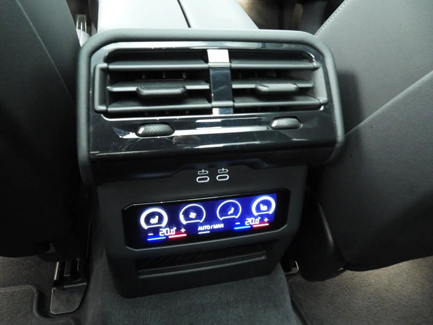 530 5 Serie Sedan 530e   M-Sportpakket   LED   H