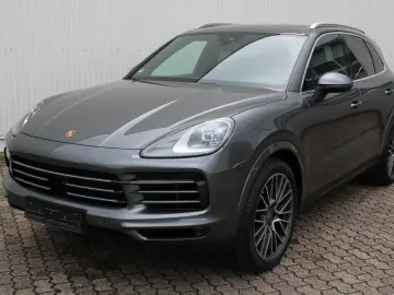 Cayenne Abstandstempo  21 Zoll Spyder  AHK  Luft