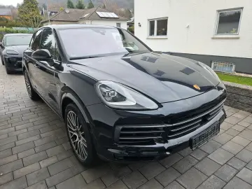 Cayenne E-Hybrid Platinum Edition SAGA Inno eAHK