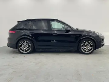 Cayenne E-Hybrid Platinum CHRONO 360 KAM PANO