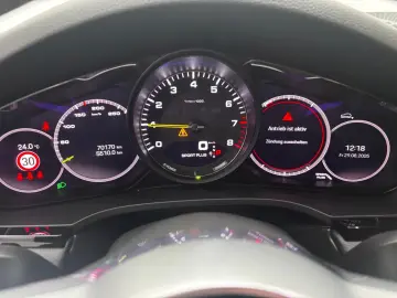 Cayenne E-Hybrid Platinum CHRONO 360 KAM PANO