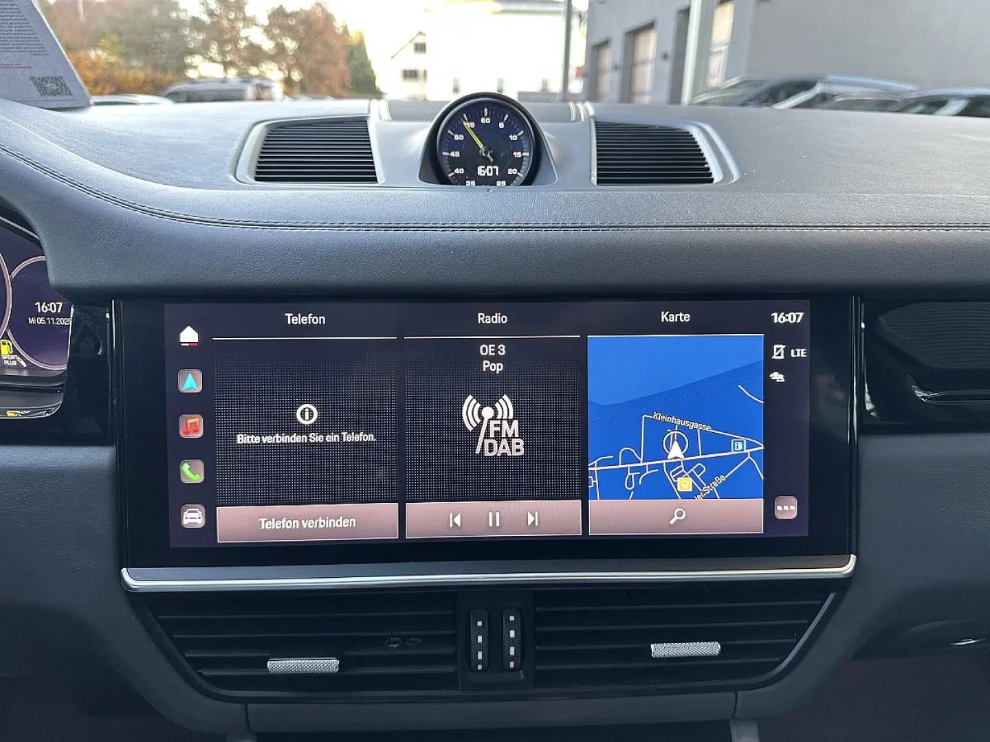 Cayenne III E-Hybrid Aut.   PANO   AHK   SZL