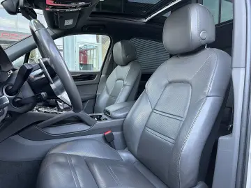 Cayenne III E-Hybrid Aut.   PANO   AHK   SZL