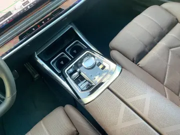 750e xDrive M Sport SkyLounge Autobahnass. B&W