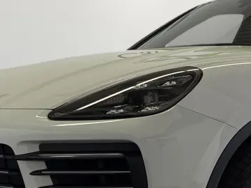 Cayenne S LED-MATRIX Navi Leder Panorama AHK 360