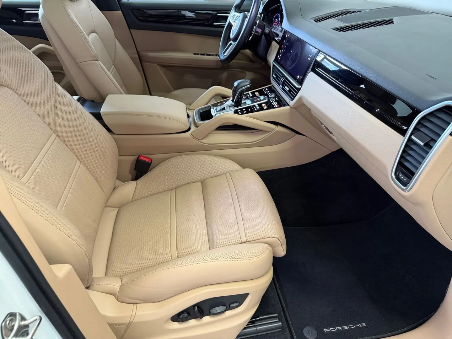 Cayenne S LED-MATRIX Navi Leder Panorama AHK 360