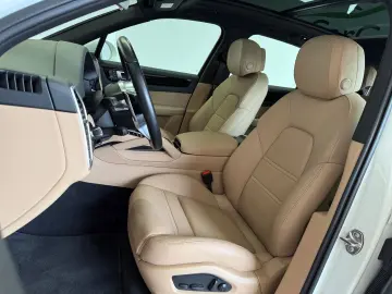 Cayenne S LED-MATRIX Navi Leder Panorama AHK 360