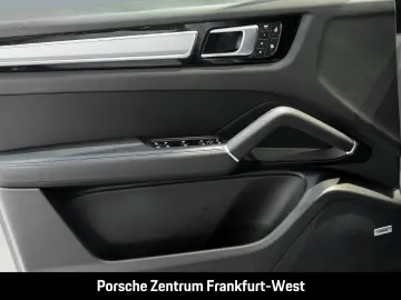 Cayenne E-Hybrid Platinum Edition Surround-View