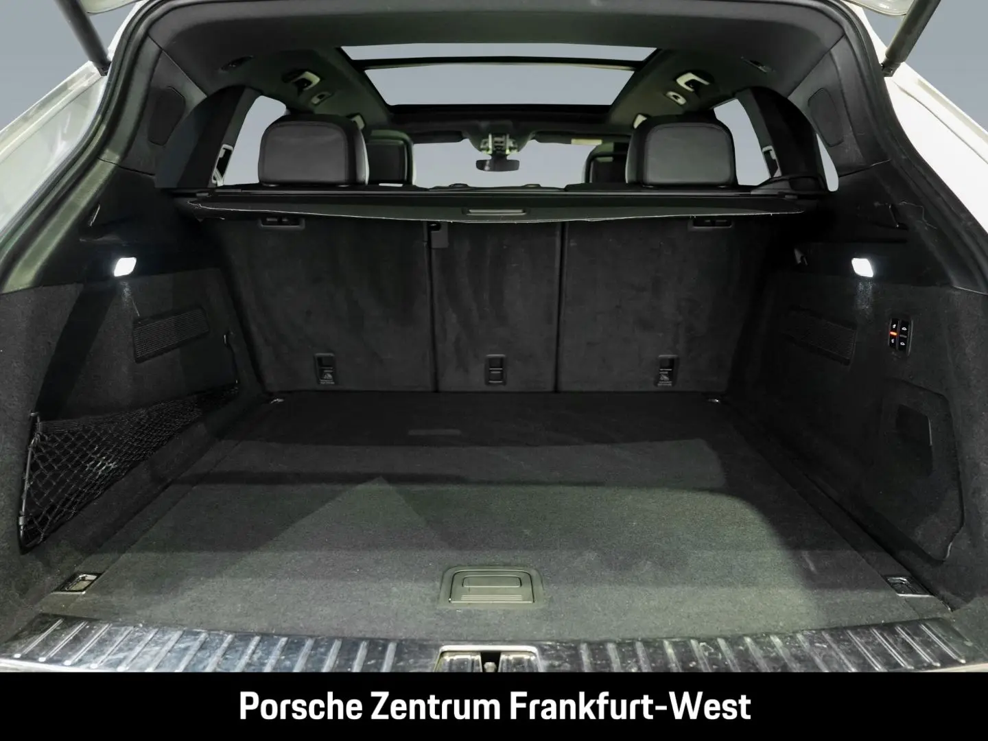 Cayenne E-Hybrid Platinum Edition Surround-View