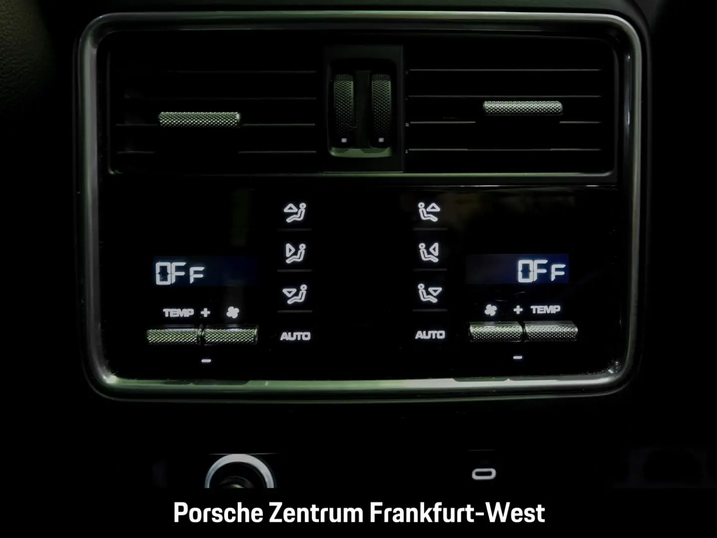 Cayenne E-Hybrid Platinum Edition Surround-View