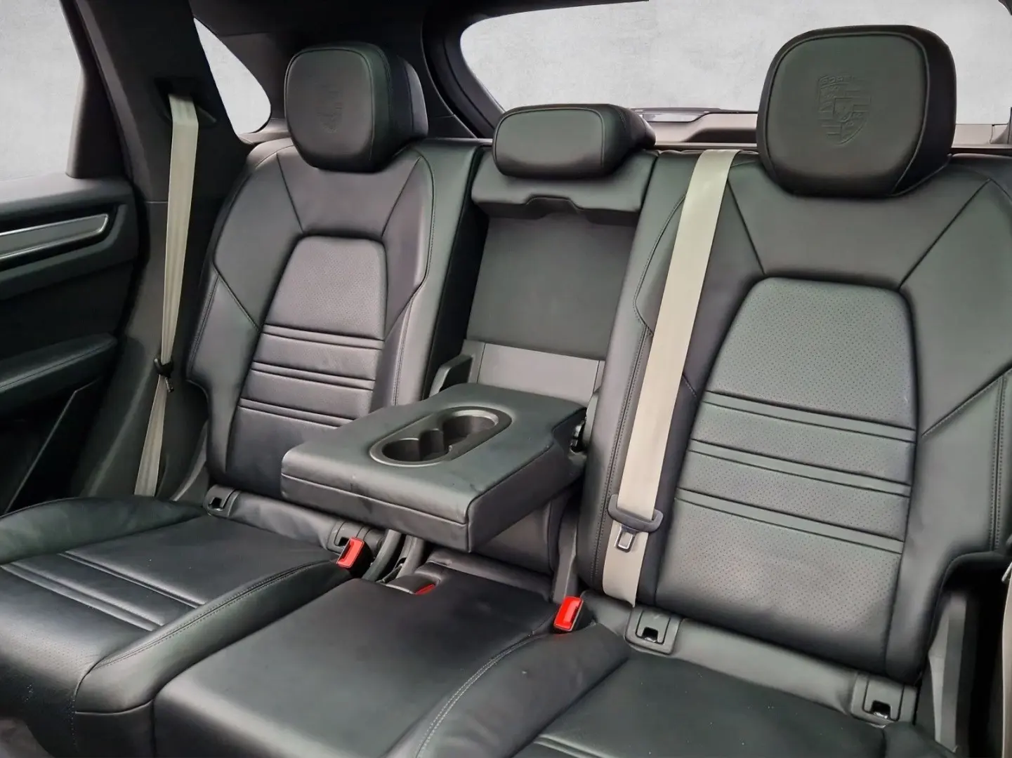 Cayenne S Platinum SportDesign HALenk Standh 18w