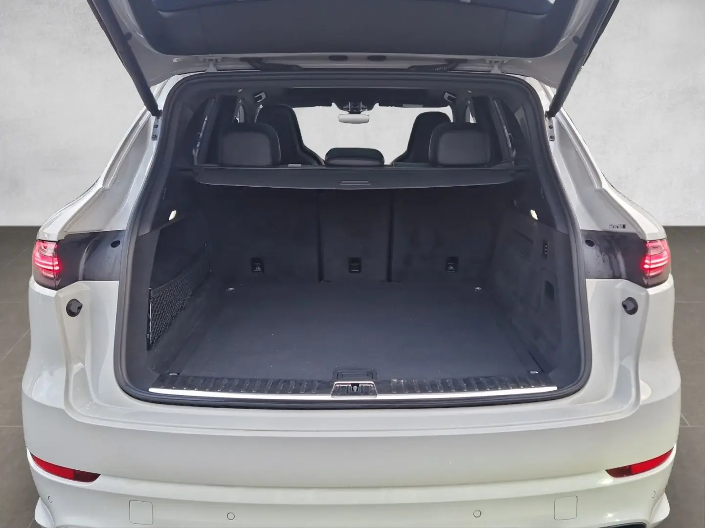 Cayenne S Platinum SportDesign HALenk Standh 18w