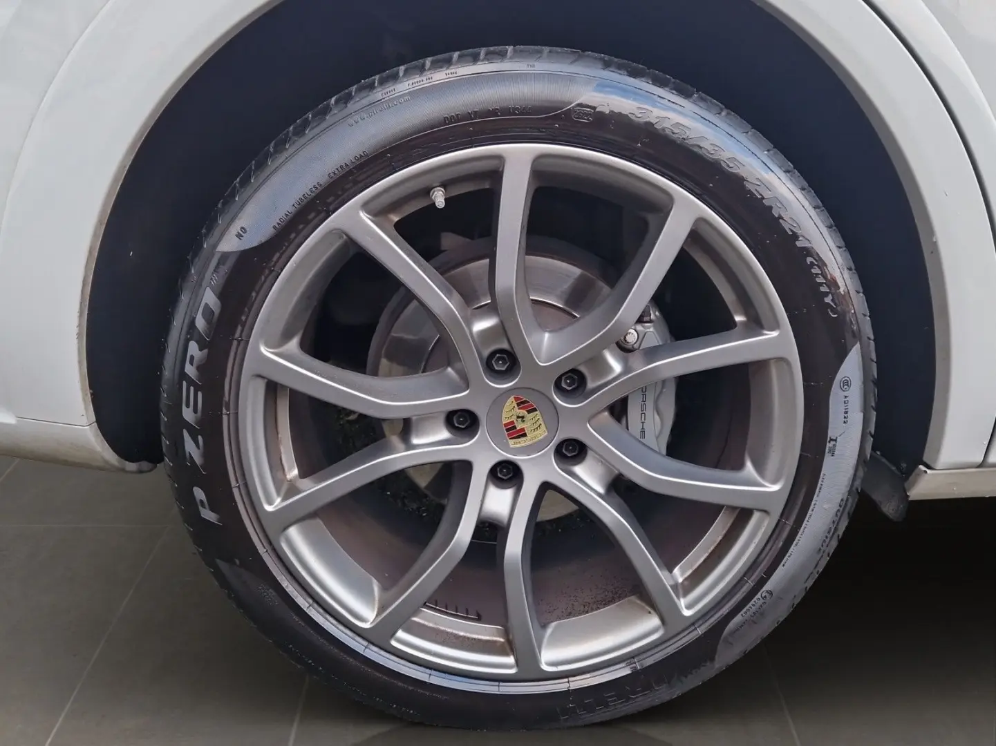 Cayenne S Platinum SportDesign HALenk Standh 18w