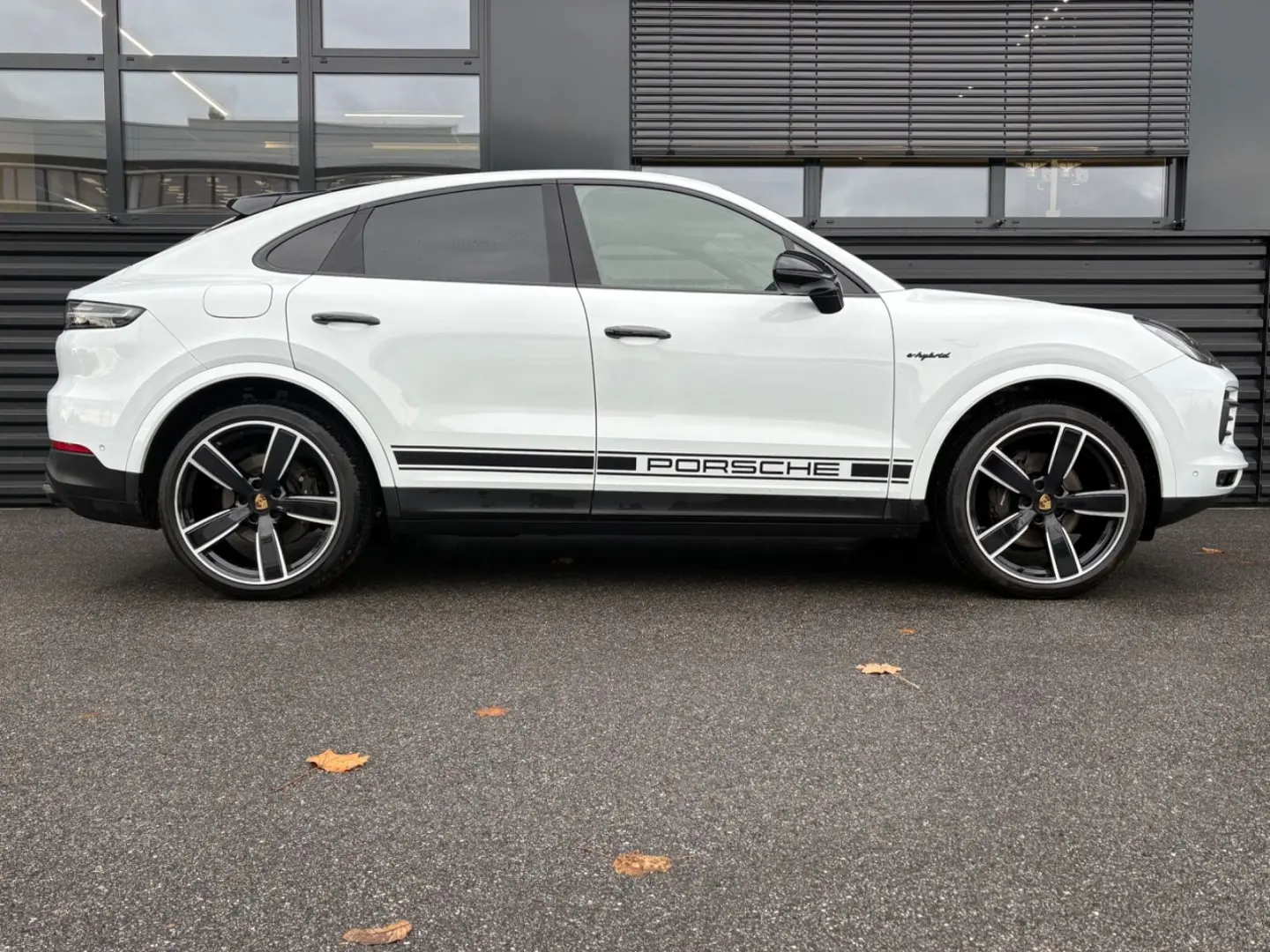 Cayenne Coupe E-Hybrid Platinum Edition-Megavoll