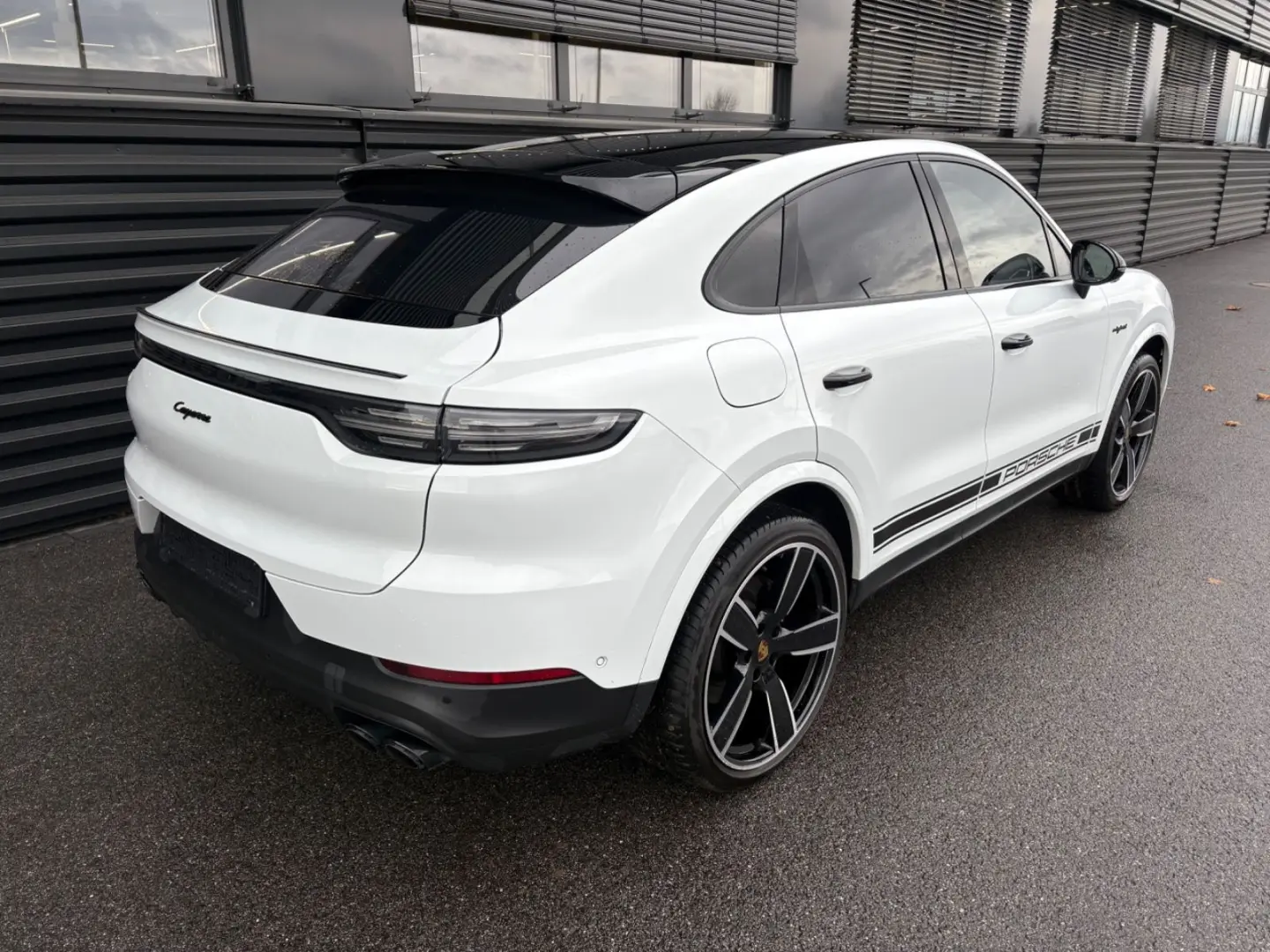 Cayenne Coupe E-Hybrid Platinum Edition-Megavoll