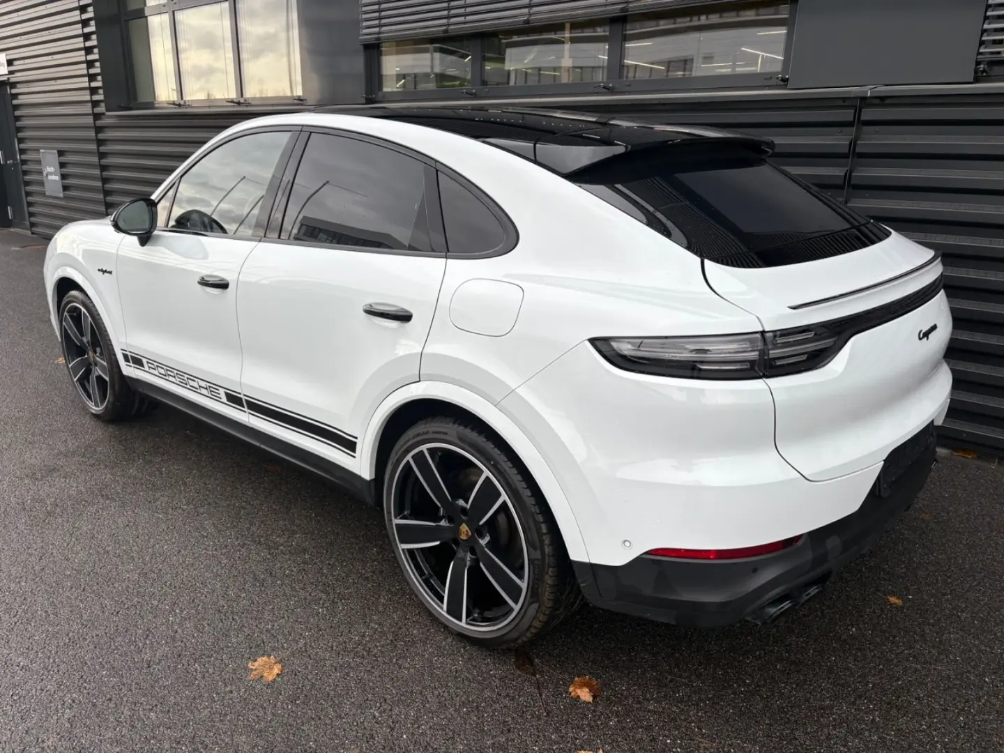 Cayenne Coupe E-Hybrid Platinum Edition-Megavoll