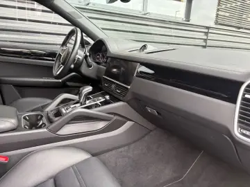 Cayenne Coupe E-Hybrid Platinum Edition-Megavoll