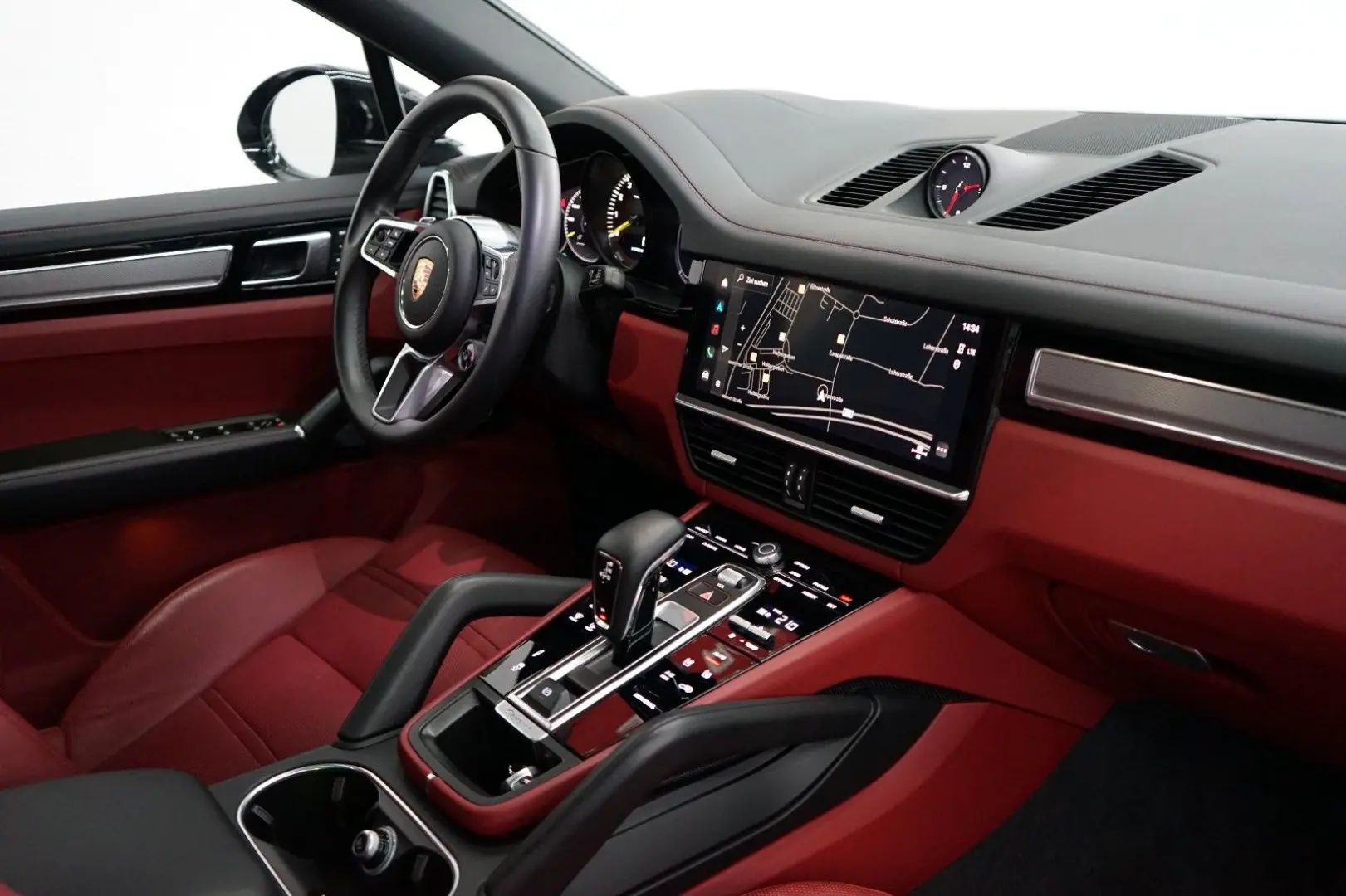 Cayenne Coupe E-Hybrid Platinum Kreide SportDesi