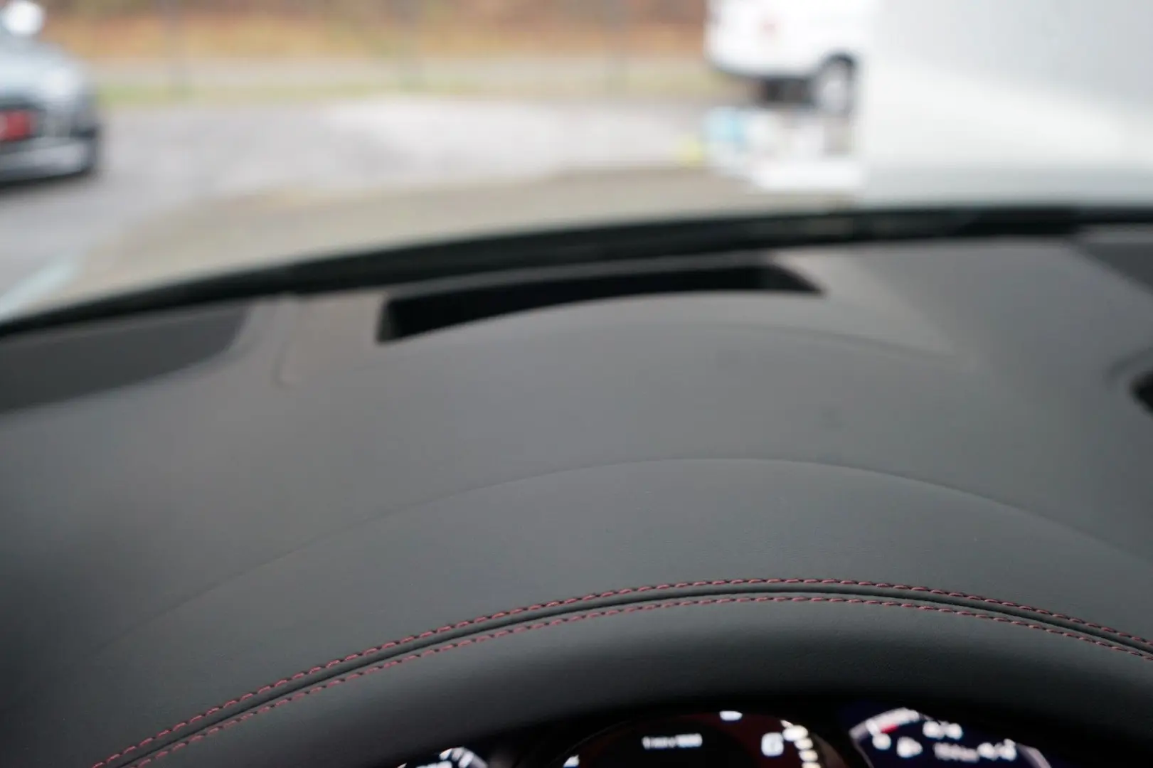 Cayenne Coupe E-Hybrid Platinum Kreide SportDesi