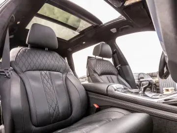 BMW G07 X7 M50d 400cp 3.0 DIESEL 2020.09