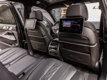 BMW G07 X7 M50d 400cp 3.0 DIESEL 2020.09